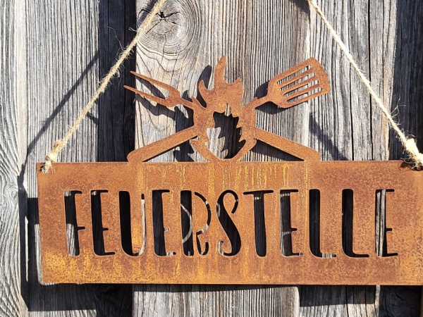 Edelrost Hängeschild Feuerstelle