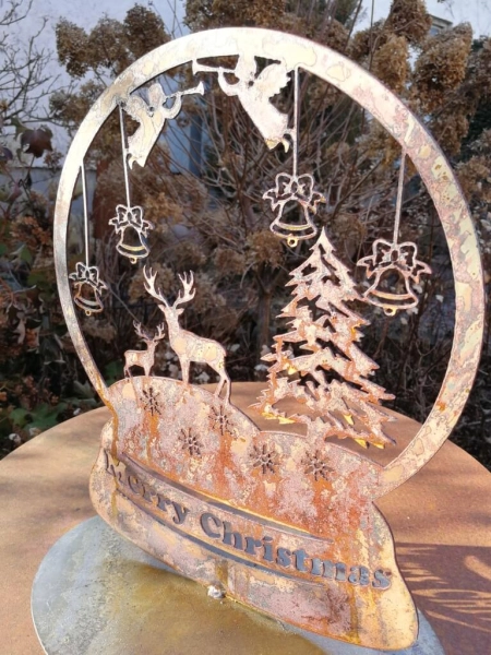 Edelrost Schneekugel Hirsche