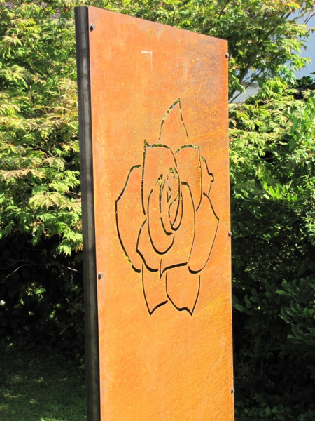 Edelrost Sichtschutzwand Rose
