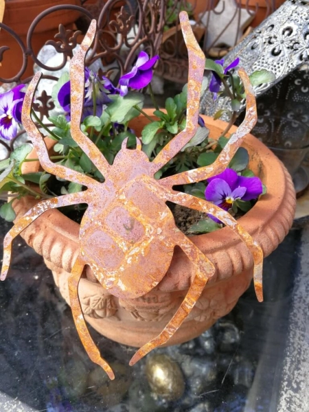 Edelrost Spinne zum Schrauben