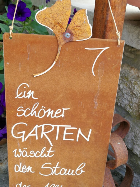 Edelrost Schild mit Ginkgo "Staub des Alltags"