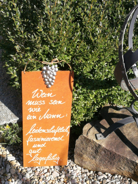 Edelrost Schild mit Weintraube - "Mann - lagerfähig"