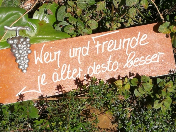 Edelrost Spruchschild Wein und Freunde