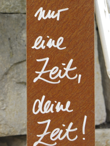Edelrost Schild mit Schnecke Deine Zeit hoch