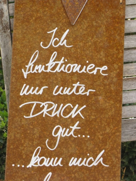 Edelrost Schild mit Herz drück mich