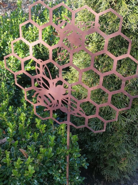 Edelrost Gartenstecker Wabe