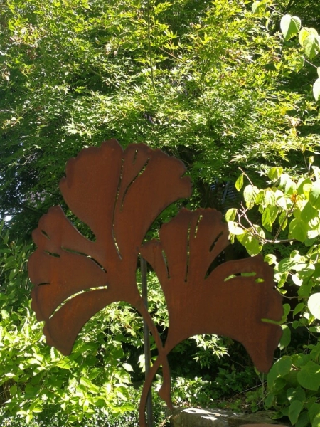 Edelrost Gartenstecker 2 Ginkgoblätter