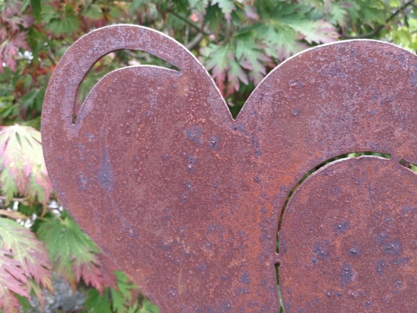 Edelrost Gartenstecker Doppelherz
