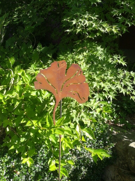 Edelrost Gartenstecker Ginkgoblatt