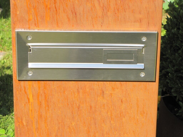 Edelrost Dekosäule Briefkasten