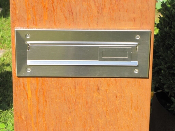Edelrost Dekosäule Briefkasten