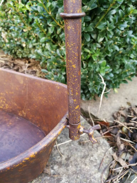 Edelrostoptik Pflanzwanne mit Wasserhahn