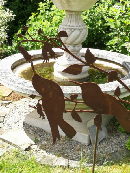 Edelrost Gartenstecker Vögel auf Ast