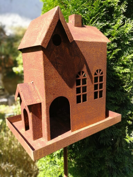 Edelrost Vogelhaus Uccello am Stab
