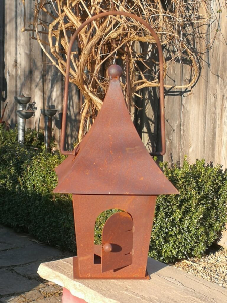 Edelrost Vogelhaus spitzes Dach, zum Hängen