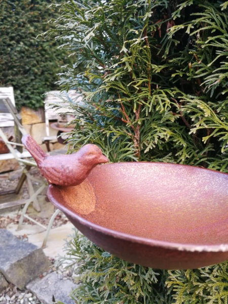 Gartenstecker Vogelbad mit Wasserhahn