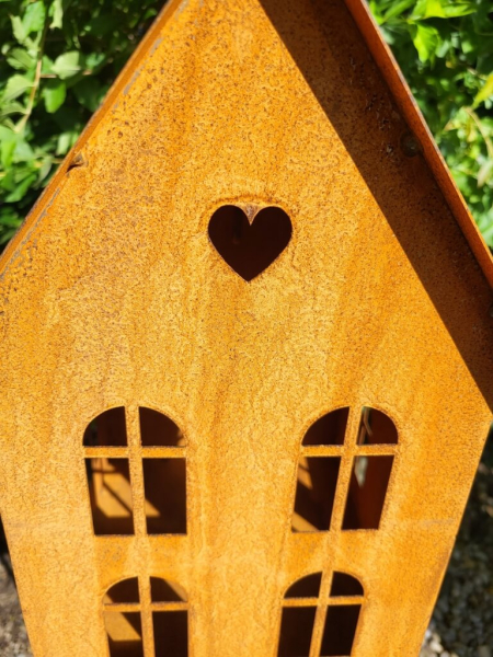Edelrost Windlicht Haus auf Podest, zweiteilig