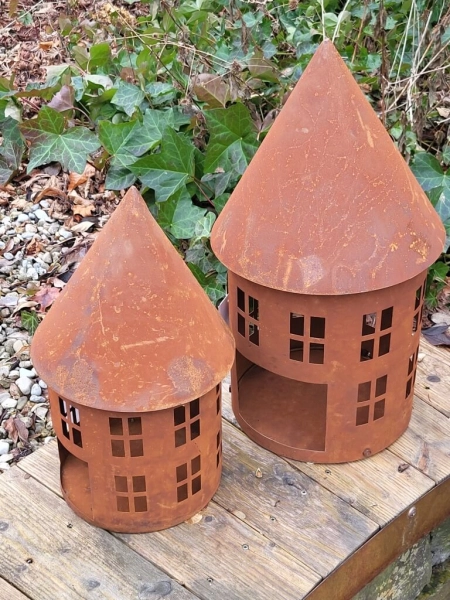 Edelrost Windlicht Haus Pierre, rund