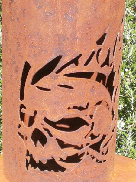 Edelrost Windlicht Totenkopf