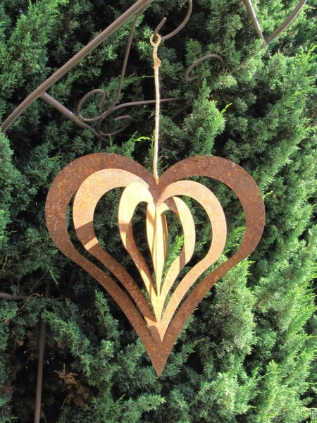 Windspiel Herz zum Drehen mit 3D Effekt 35 cm