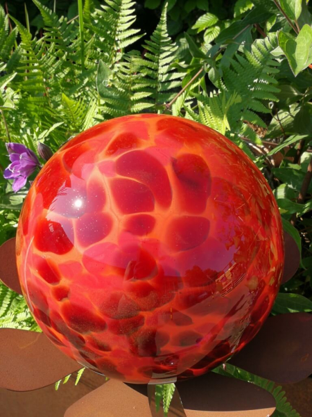 Edelrost Glasblume Ferrum, rote Kugeln