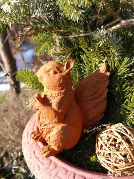 Gusseisen Eichhörnchen