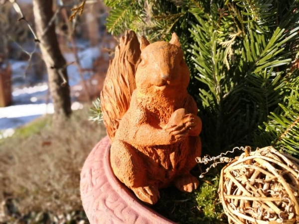 Gusseisen Eichhörnchen