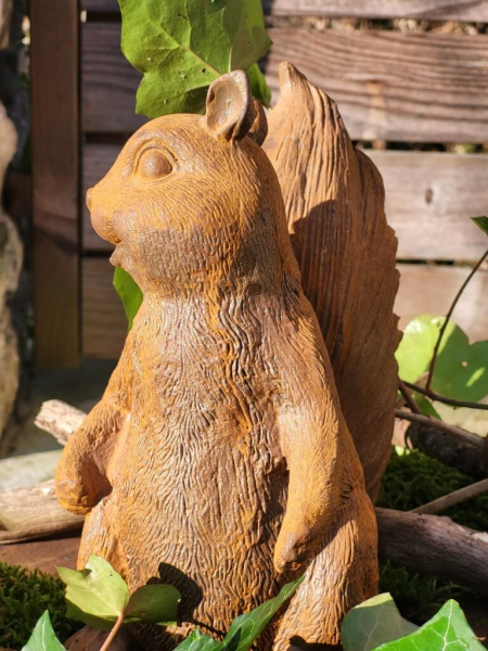 Gusseisen Eichhörnchen, groß