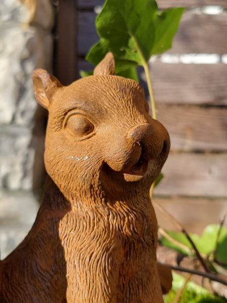 Gusseisen Eichhörnchen, groß