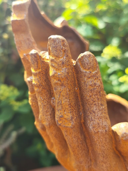 Gusseisen Figur nachdenklich