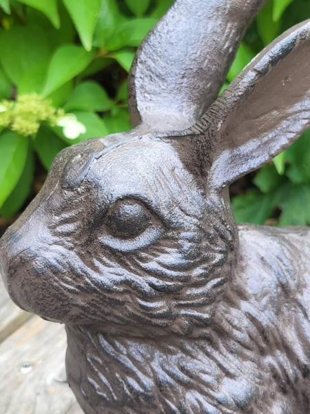 Gusseisen Hase Bonita, schwarz-braun