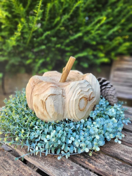 Holzkürbis