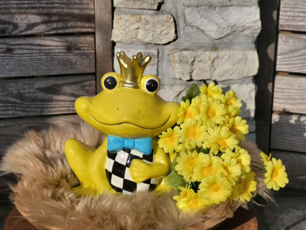 Keramik Frosch Fridolin mit Krone und Mascherl, hellgrün