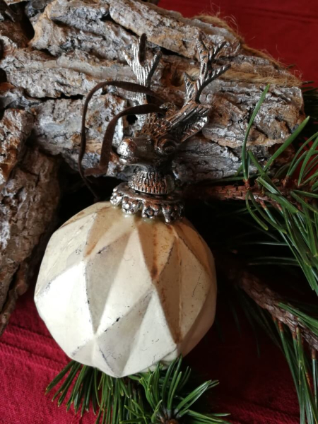 Christbaumkugel Colore mit Hirschkopf, beige-creme