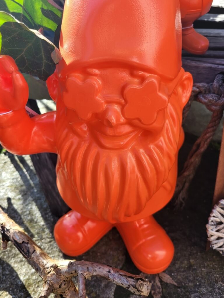 Kunststoff Zwerg Sunny groß, knallbunt