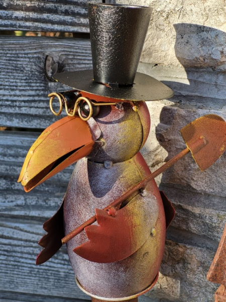 Metall Zaunhocker Vogel mit Spaten