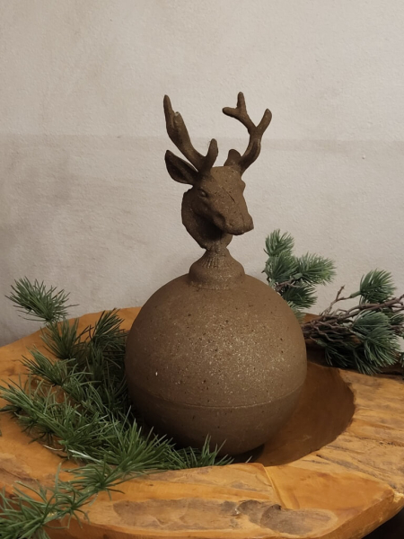 Standkugel Hirsch Ringo, graubraun