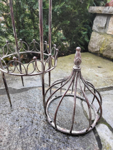 Rankobelisk Jolanta, grau-braun