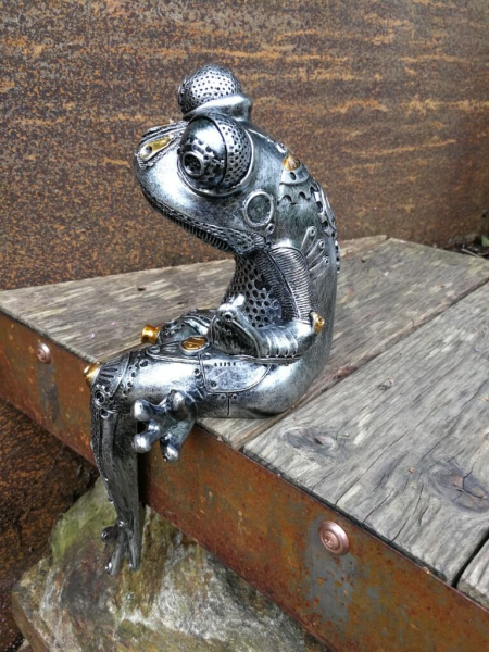 Steampunk Frosch Sydney aus Polyresin