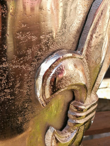 Aluminium Weinkühler / Übertopf Lilie, altsilber