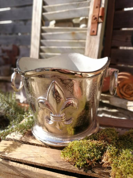 Aluminium Weinkühler / Übertopf Lilie, altsilber