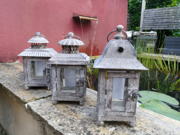 Shabby Chic Laterne Delphine, flaches Runddach