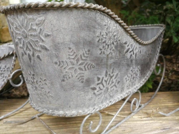 Shabby Chic Dekoschlitten