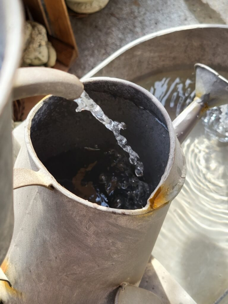 Shabby Chic Wasserspiel Schubkarre