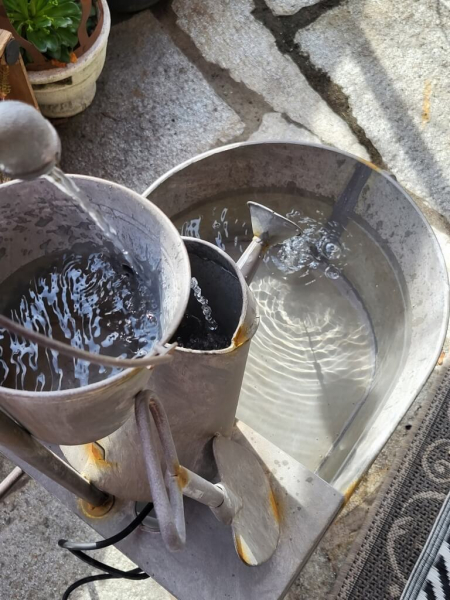 Shabby Chic Wasserspiel Schubkarre
