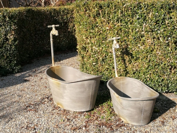 Shabby Chic Pflanzwanne mit Wasserhahn