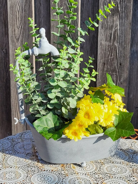 Shabby Chic Pflanzwanne mit Wasserhahn neu