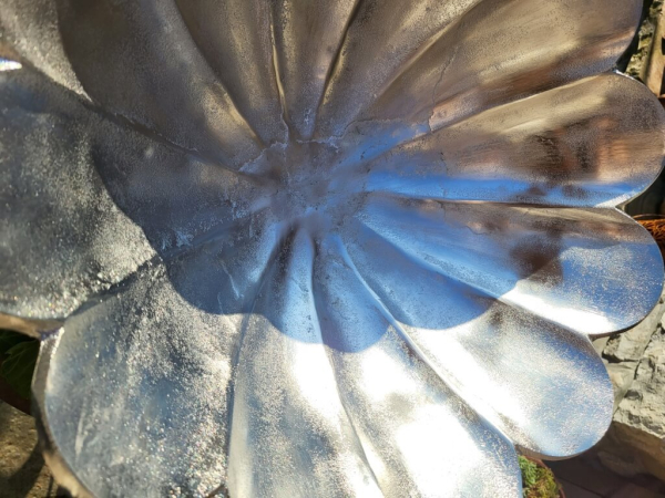 Blütenschale auf Fuß, vernickelt