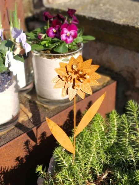Edelrostoptik Topfstecker Blume Beatriz