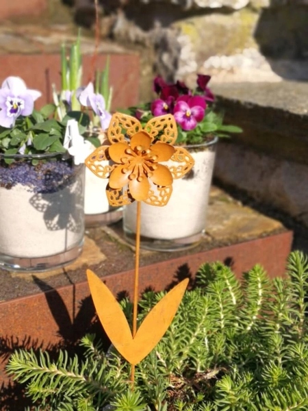 Edelrostoptik Topfstecker Blume Leticia